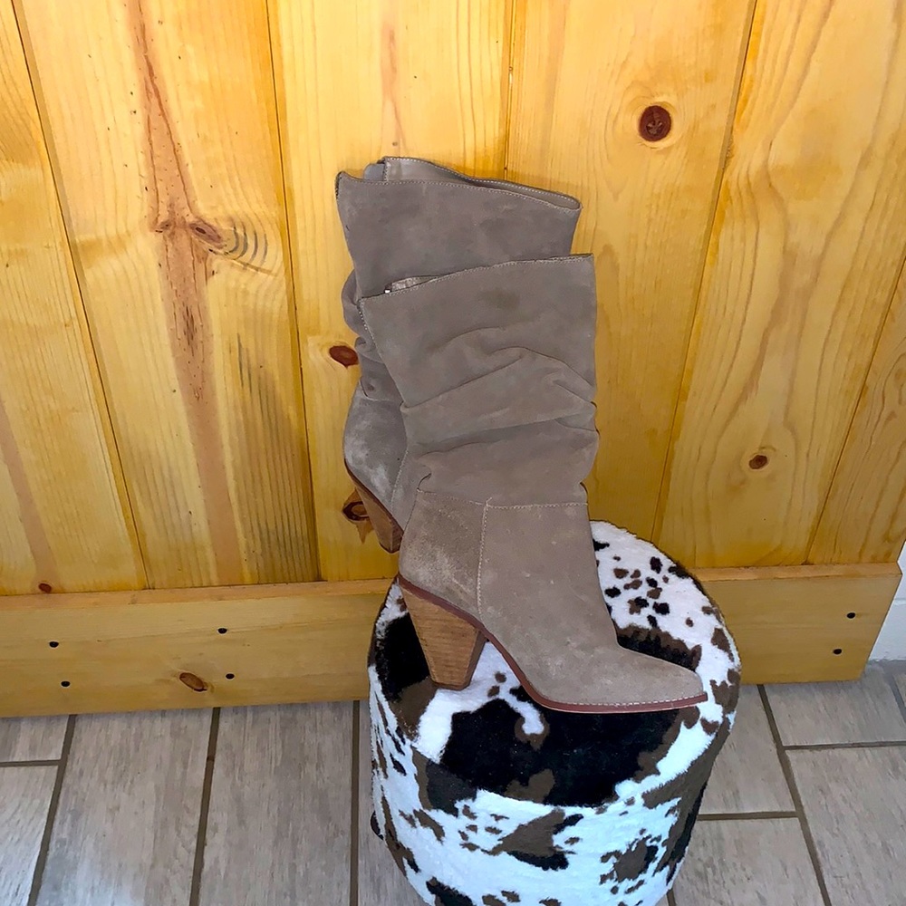 Chinese Laundry mid calf boot Size 8.5
